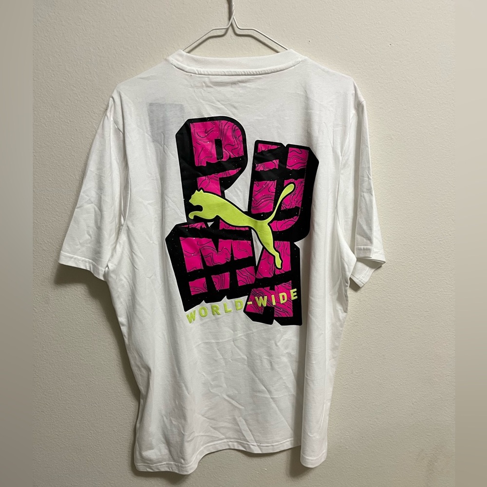 PUMA CLASSICS Small Logo Tee